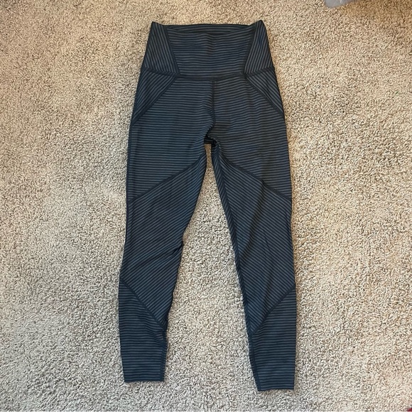 Beyond Yoga Stripe Essential Legging Size S black grey - Picture 10 of 12